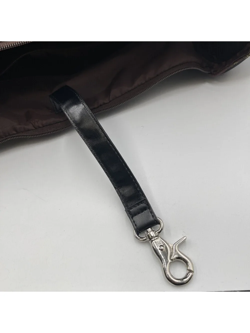 Pet Carrier- Perfect For Small- Medium Pets Pre Owned Travel Bag
